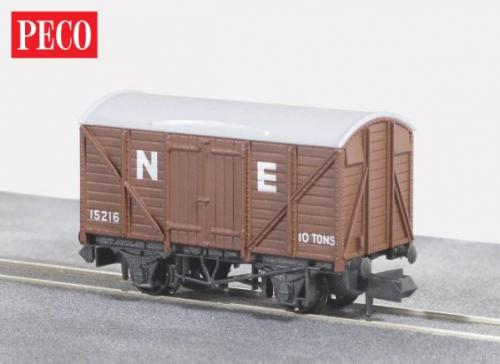 NR-43E Peco LNER Standard Box Van
